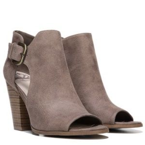 FERGALICIOUS high heel booties